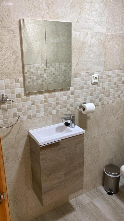 Habitacion Grande Con Bano Privado En Coin A 30Km De La Playa Zewnętrze zdjęcie